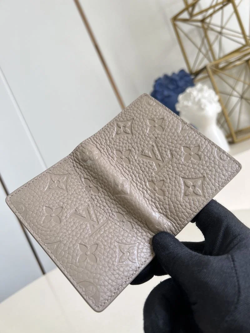 Bold Louis Vuitton Wallets Purse 40216