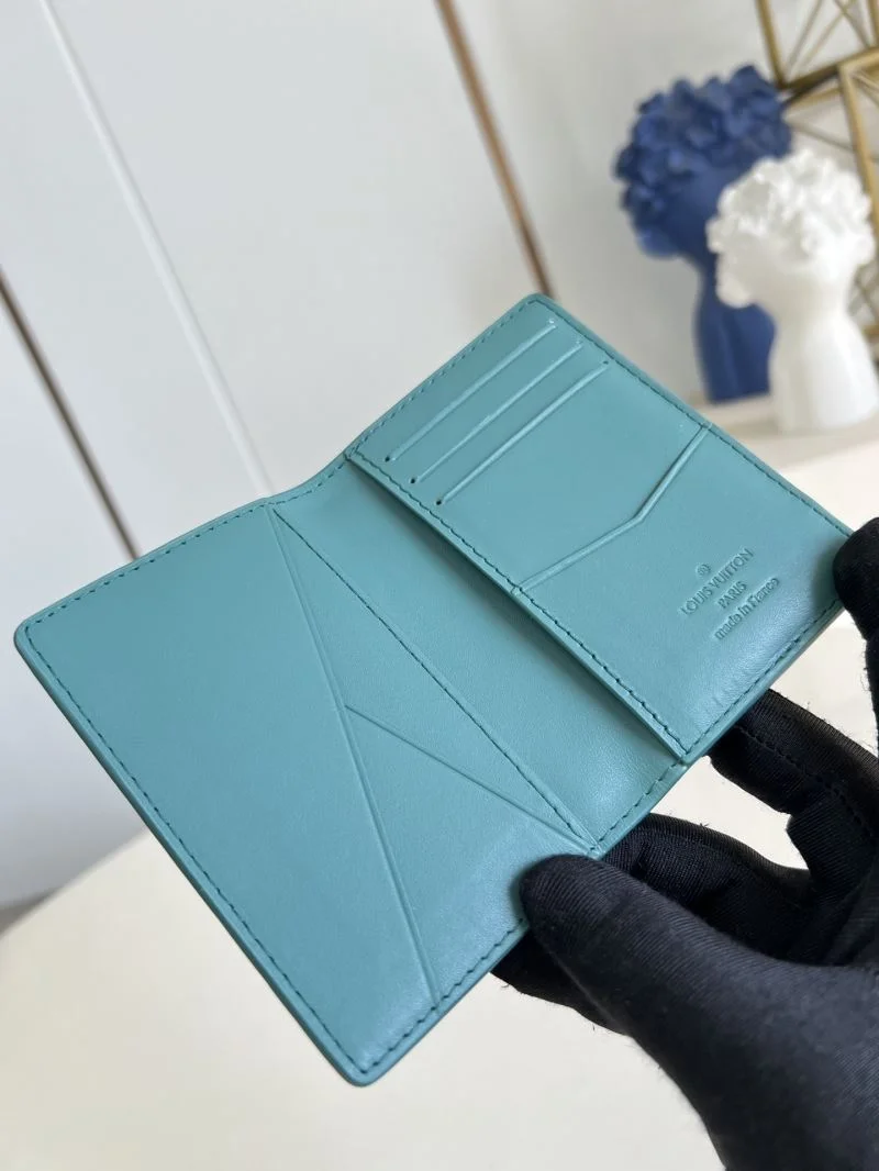 Lightweight Louis Vuitton Wallets Purse 40211