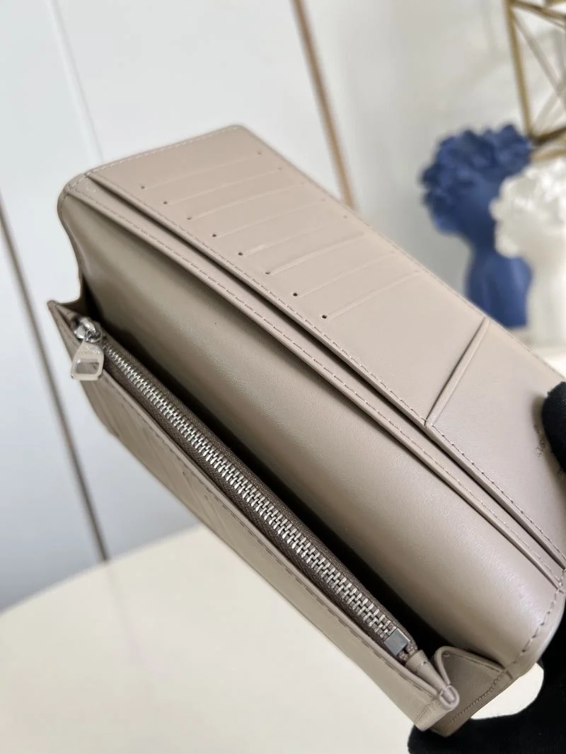 Louis Vuitton Wallets Purse Chic 40214