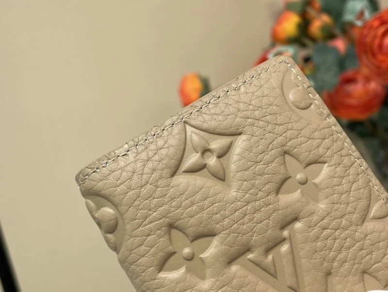 Louis Vuitton Wallets Purse Stylish 40204