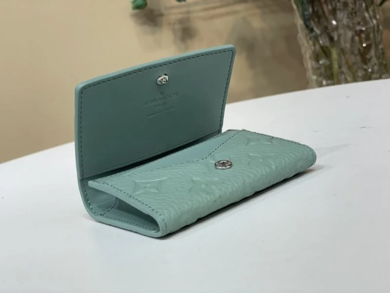 MoistureWicking Louis Vuitton Wallets Purse 40200