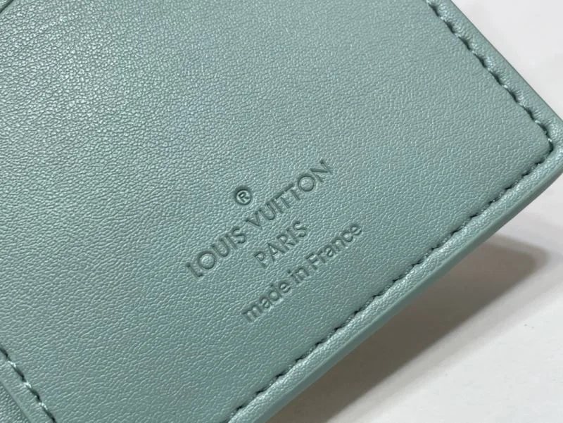 Unisex Louis Vuitton Wallets Purse 40198