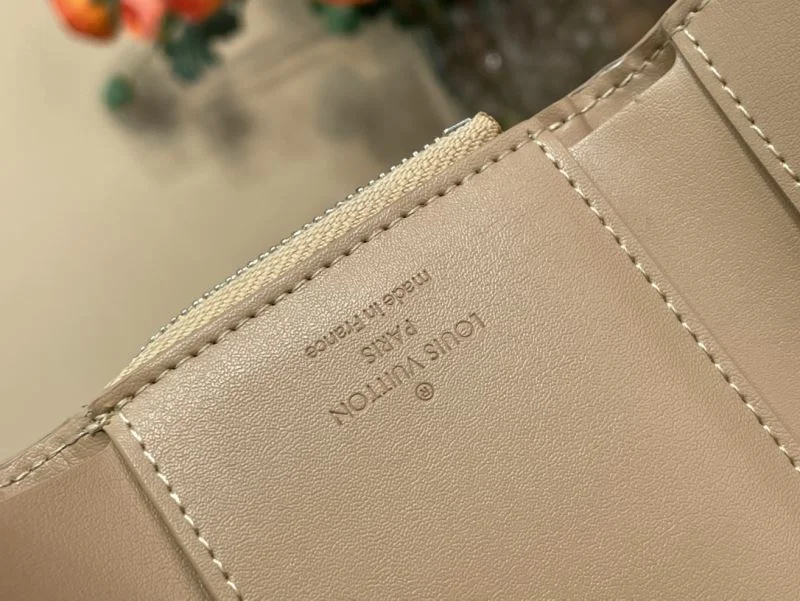 Louis Vuitton Wallets Purse Comfortable 40190