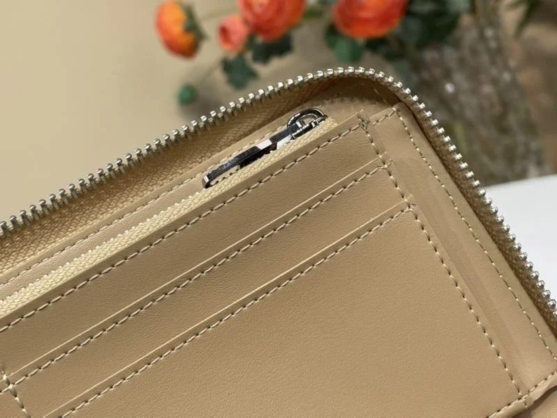 Louis Vuitton Wallets Purse BestValue 40175