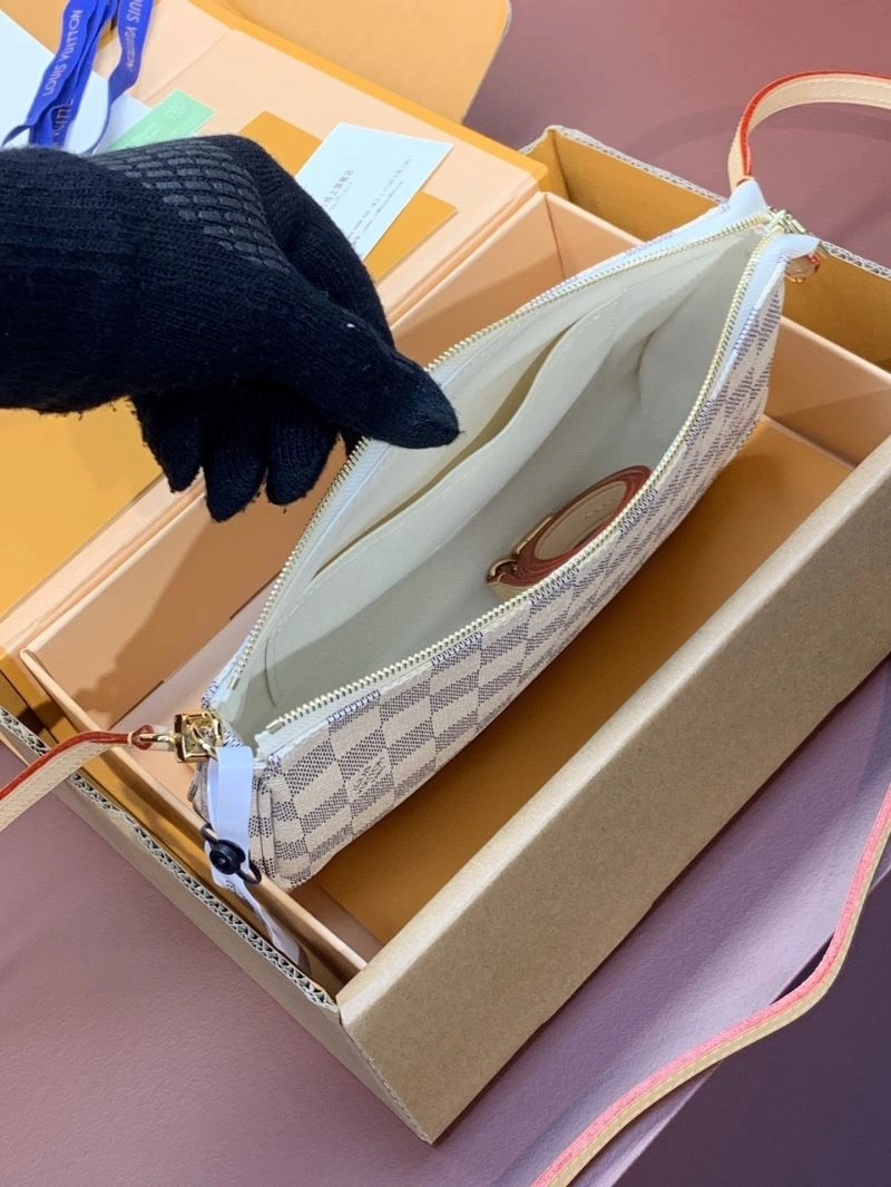 Louis Vuitton Wallets Purse Fashionable 69254