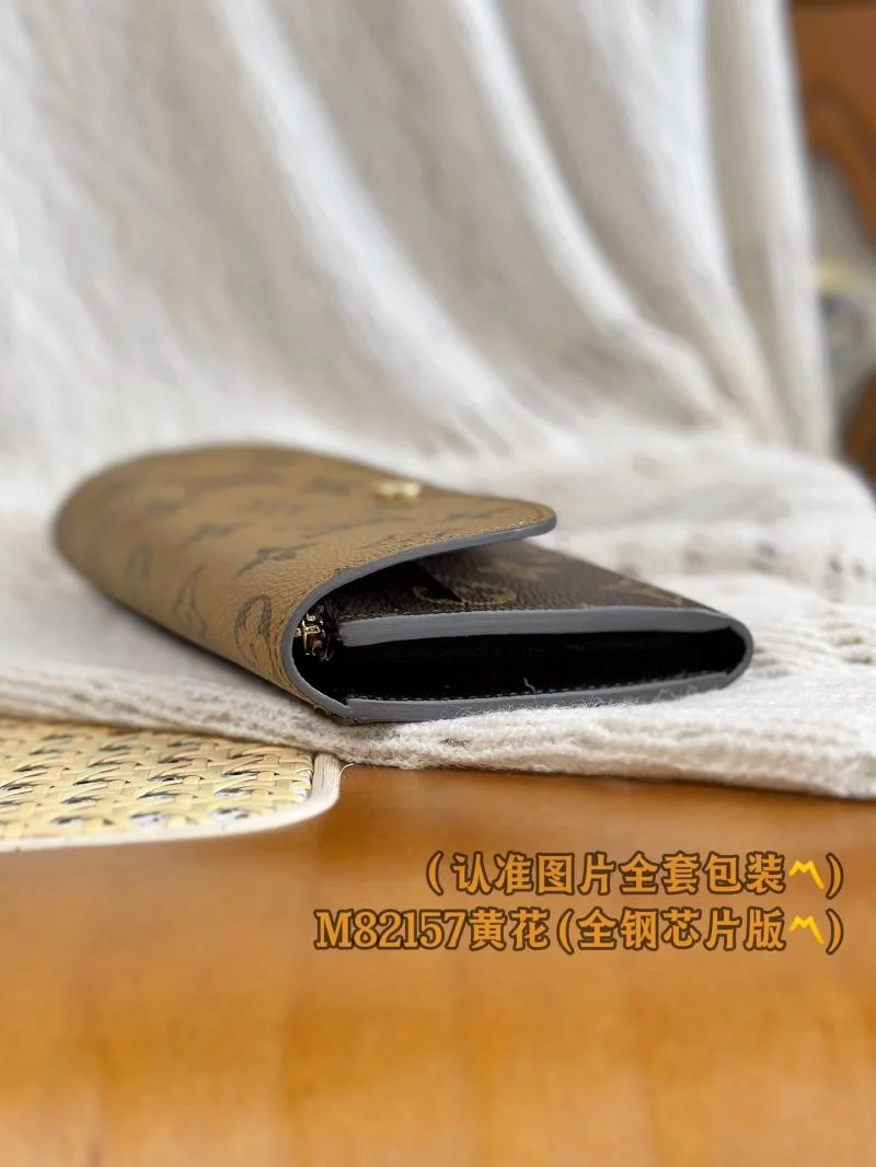 Resilient Louis Vuitton Wallets Purse 37690