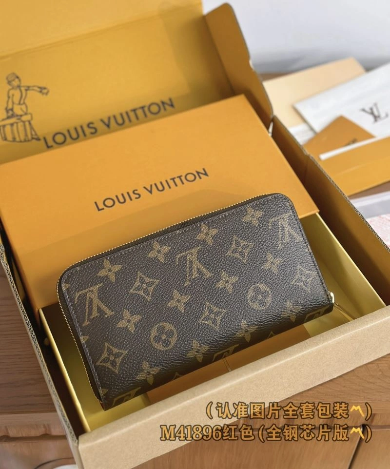 Bright Louis Vuitton Wallets Purse 69152
