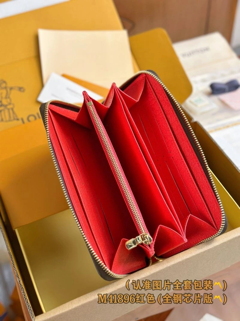 Bright Louis Vuitton Wallets Purse 69152