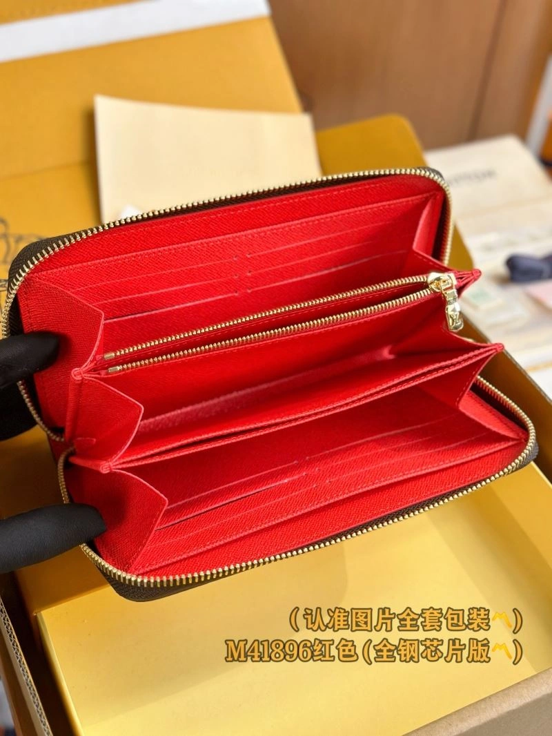 Bright Louis Vuitton Wallets Purse 69152