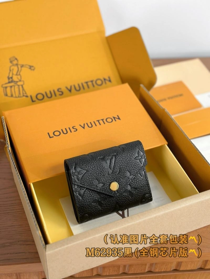 Bright Louis Vuitton Wallets Purse 69148