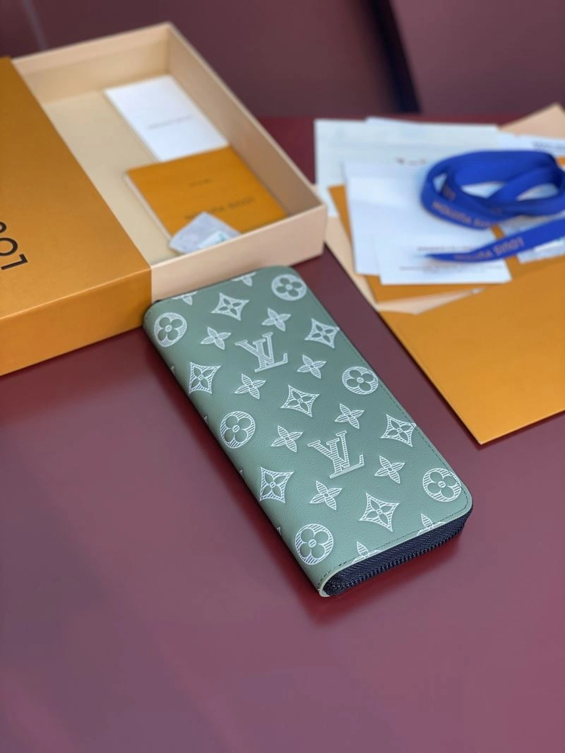 Louis Vuitton Wallets Purse Resilient 66371