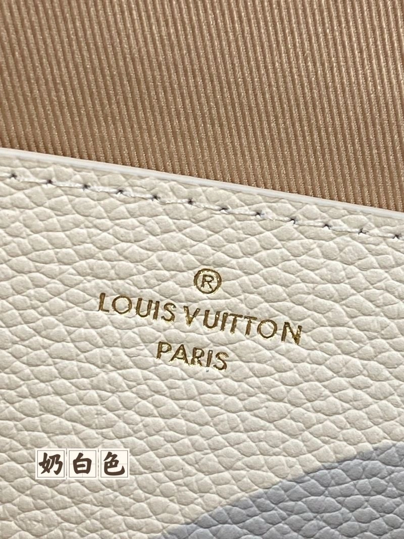 Louis Vuitton Wallets Purse Lightweight 68474