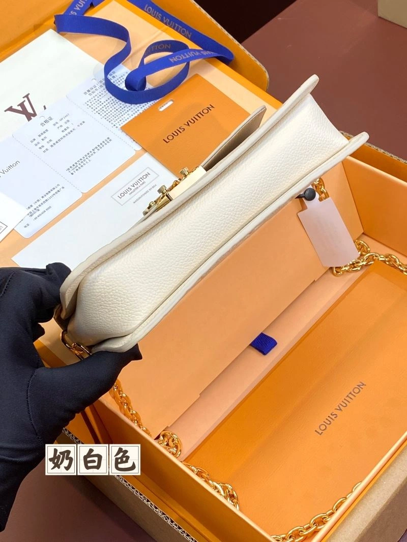 Louis Vuitton Wallets Purse Lightweight 68474
