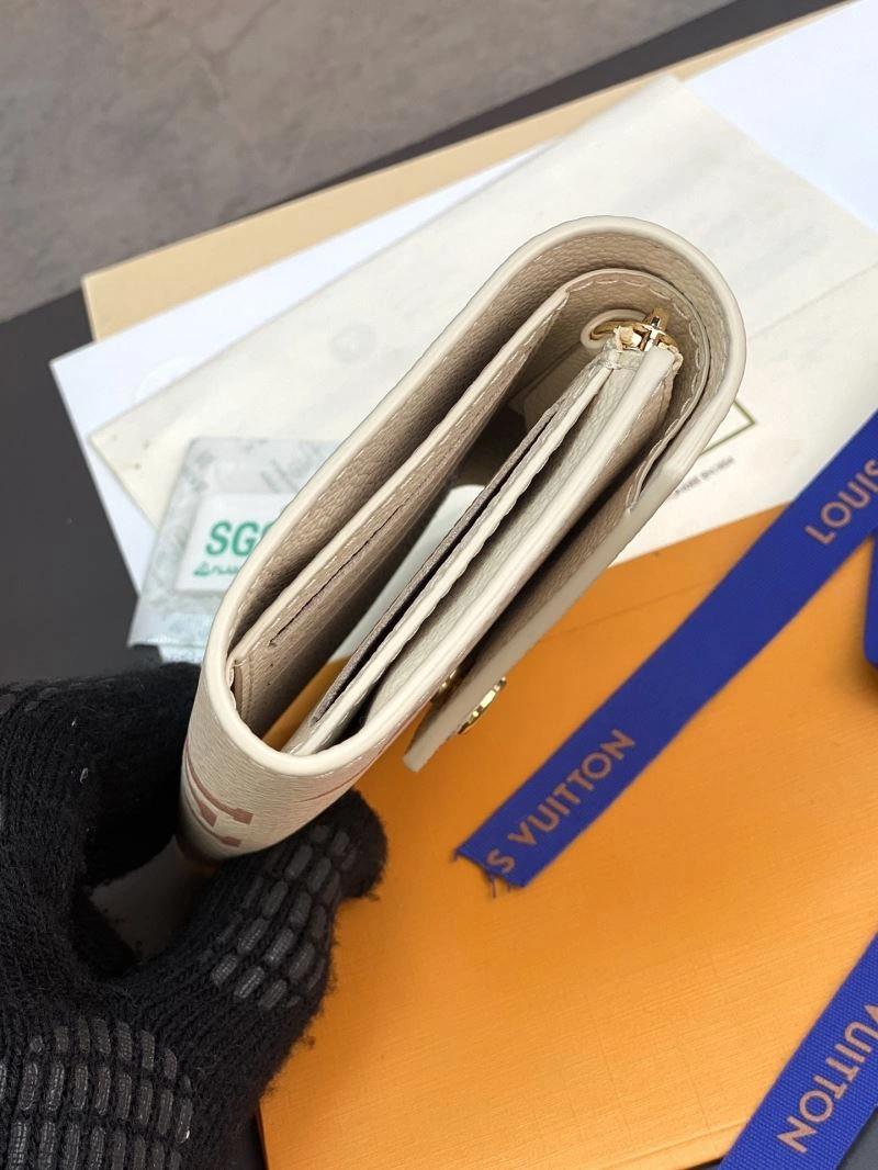 Comfortable Louis Vuitton Wallets Purse 68450