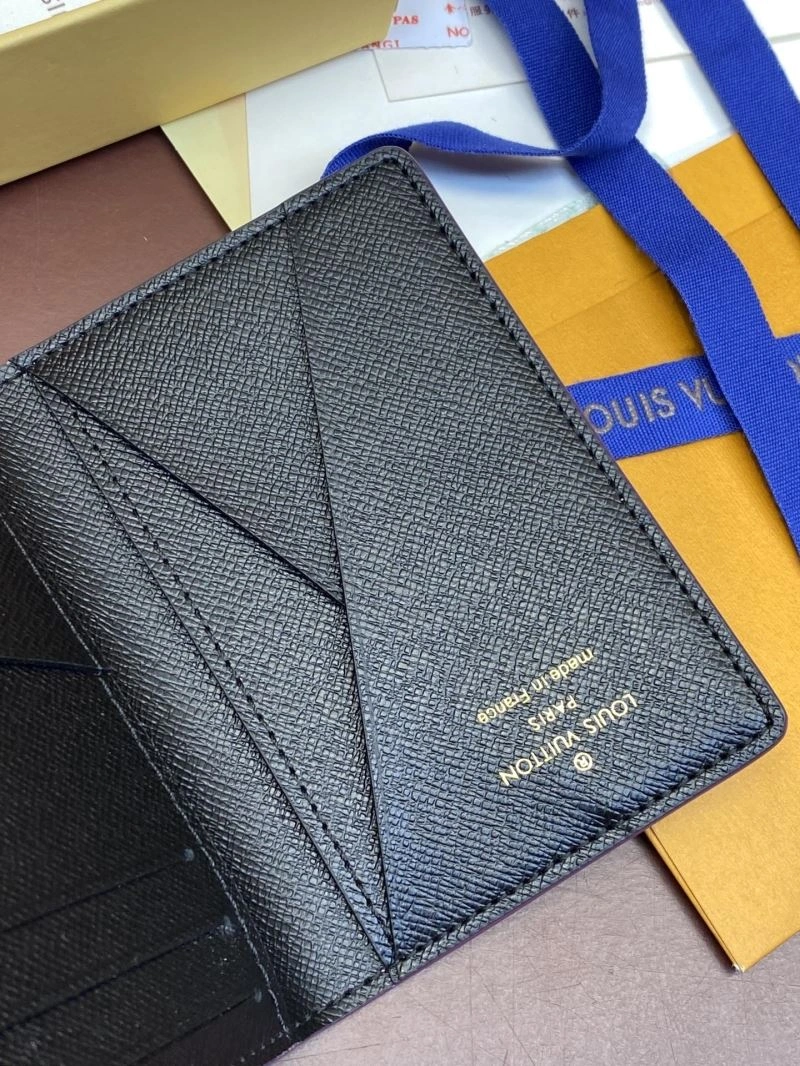Sporty Louis Vuitton Wallets Purse 68240