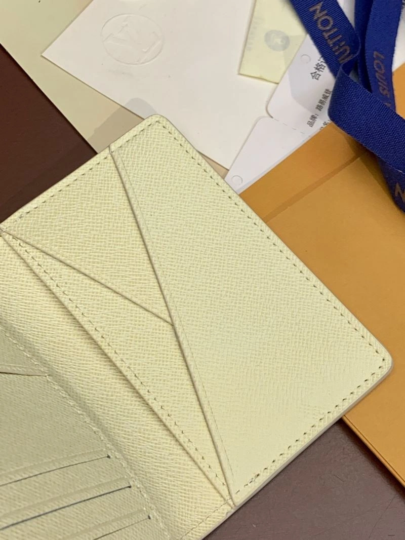 Louis Vuitton Wallets Purse Practical 68236