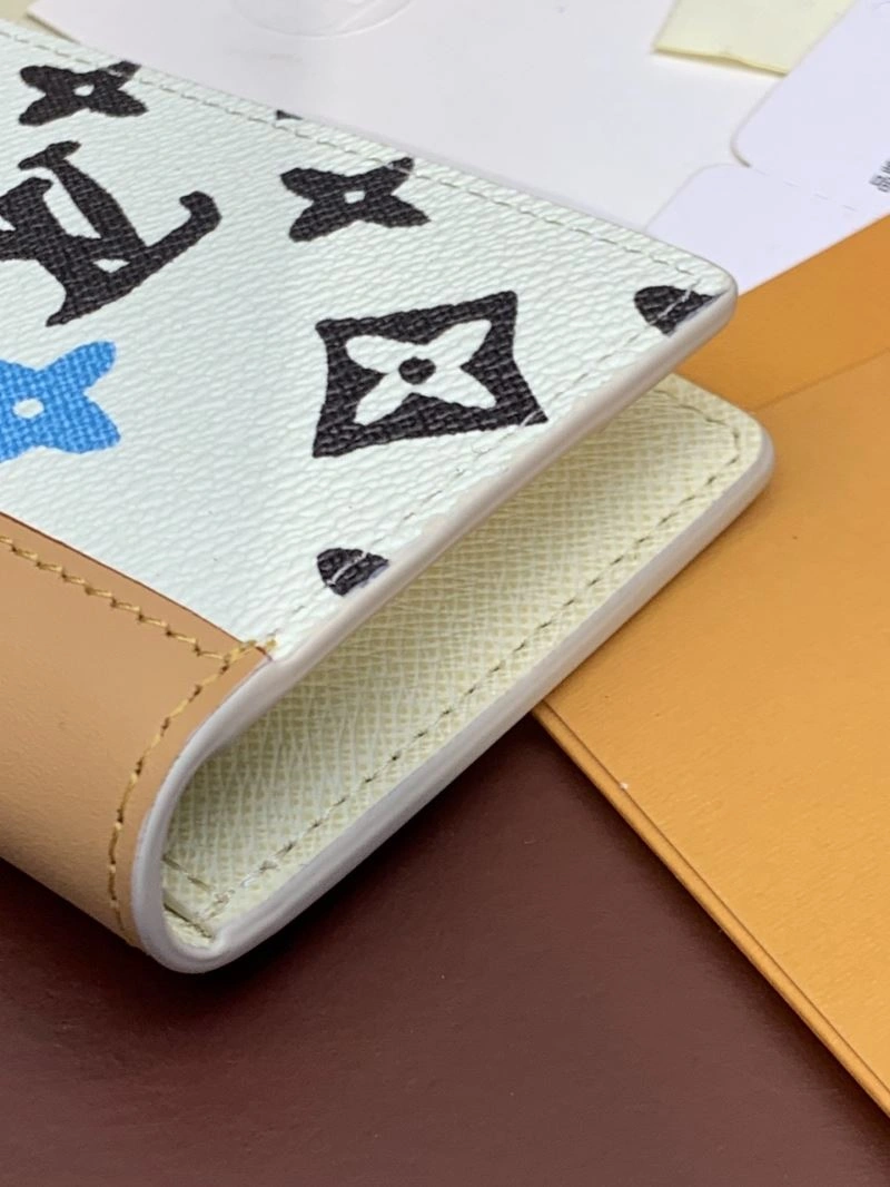 Louis Vuitton Wallets Purse Practical 68236