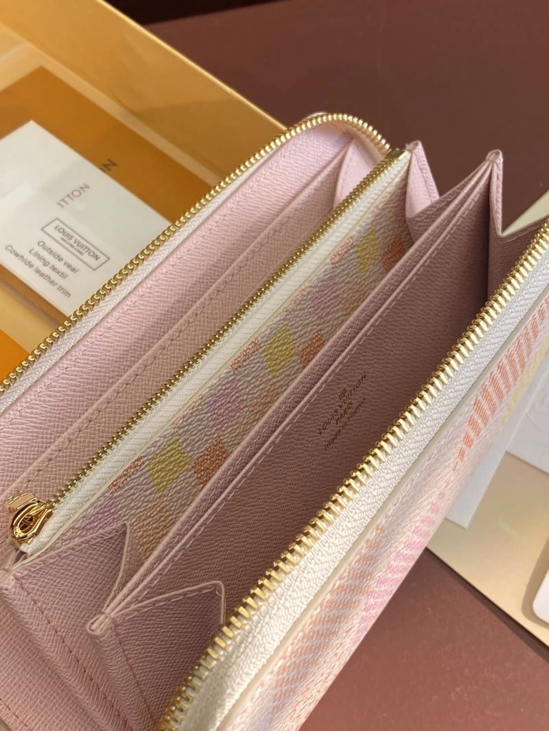 UrbanChic Louis Vuitton Wallets Purse 68203