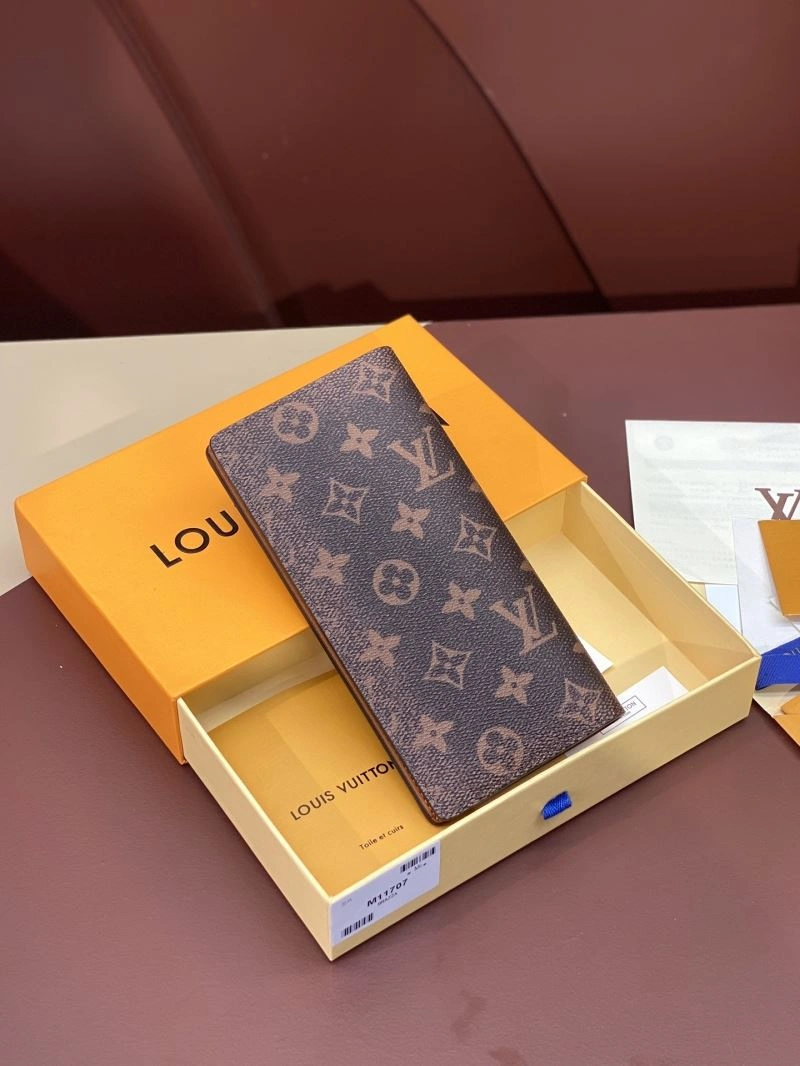 Louis Vuitton Wallets Purse SunProtective 68120