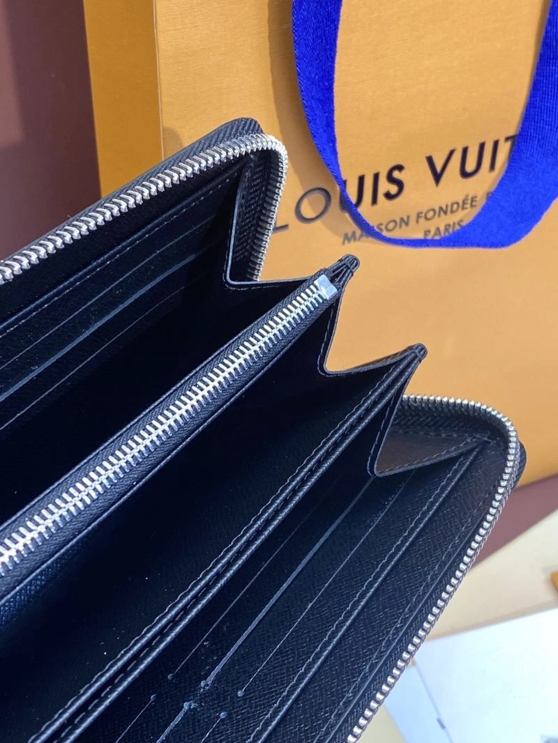 Louis Vuitton Wallets Purse Efficient 65717