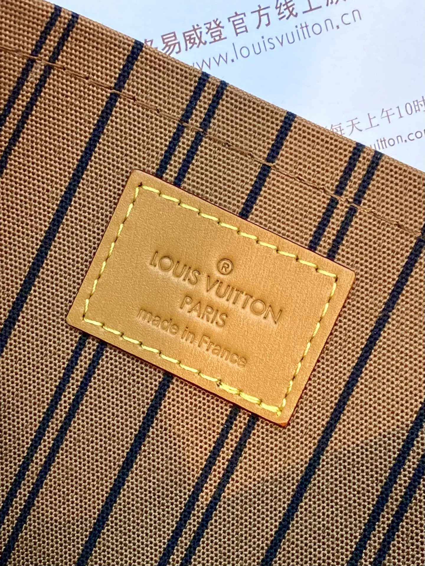 RelaxedFit Louis Vuitton Wallets Purse 56194