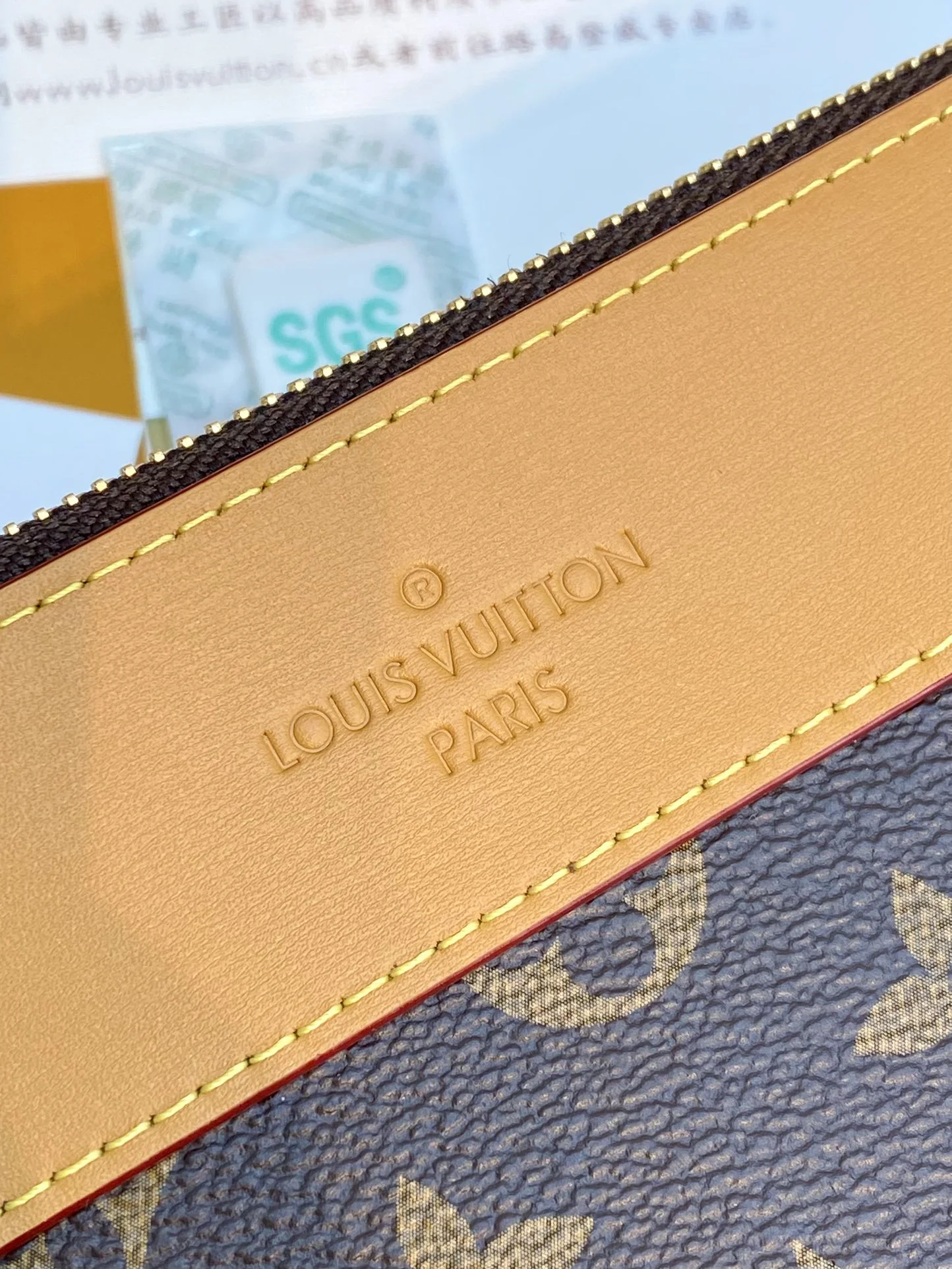RelaxedFit Louis Vuitton Wallets Purse 56194