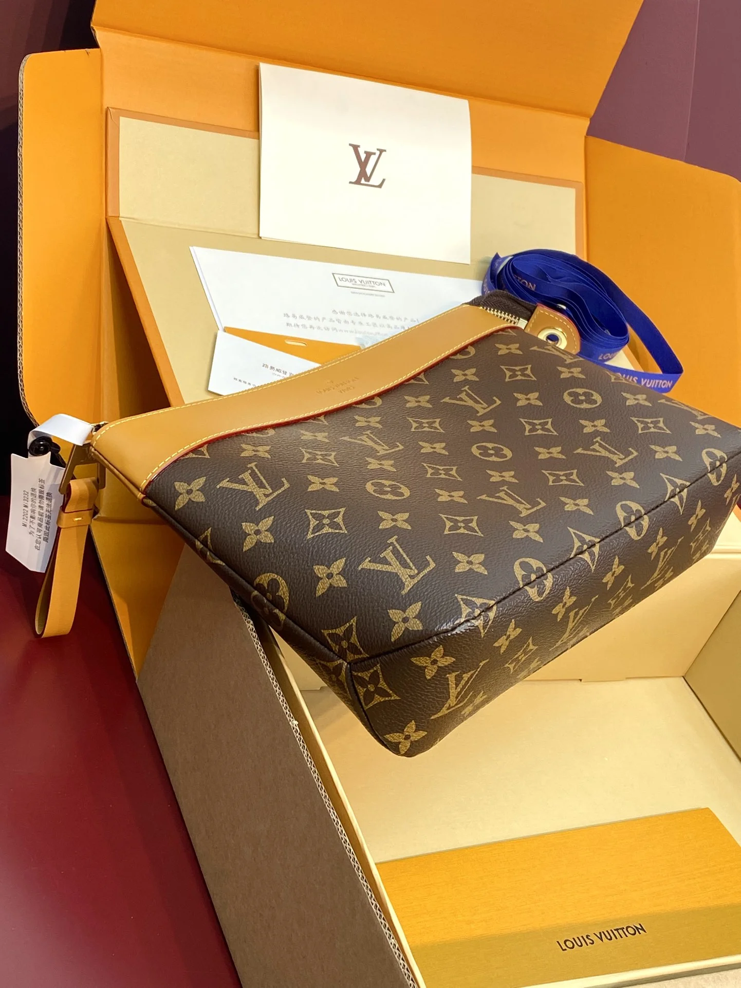 RelaxedFit Louis Vuitton Wallets Purse 56194