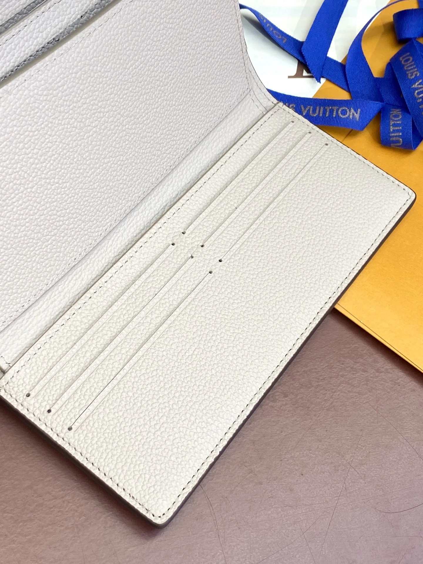 Louis Vuitton Wallets Purse Effortless 56171