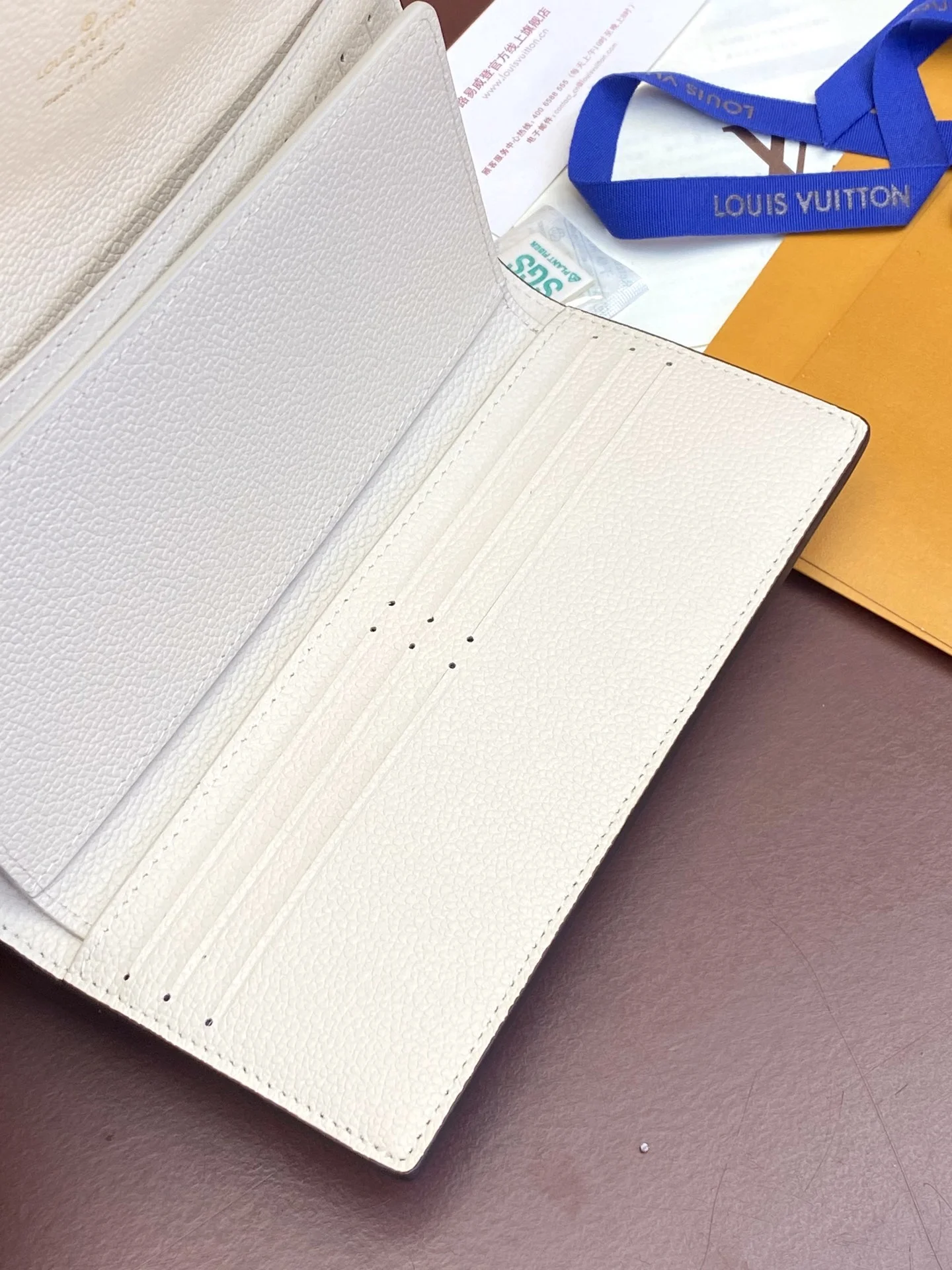 Louis Vuitton Wallets Purse ZipUp 56242