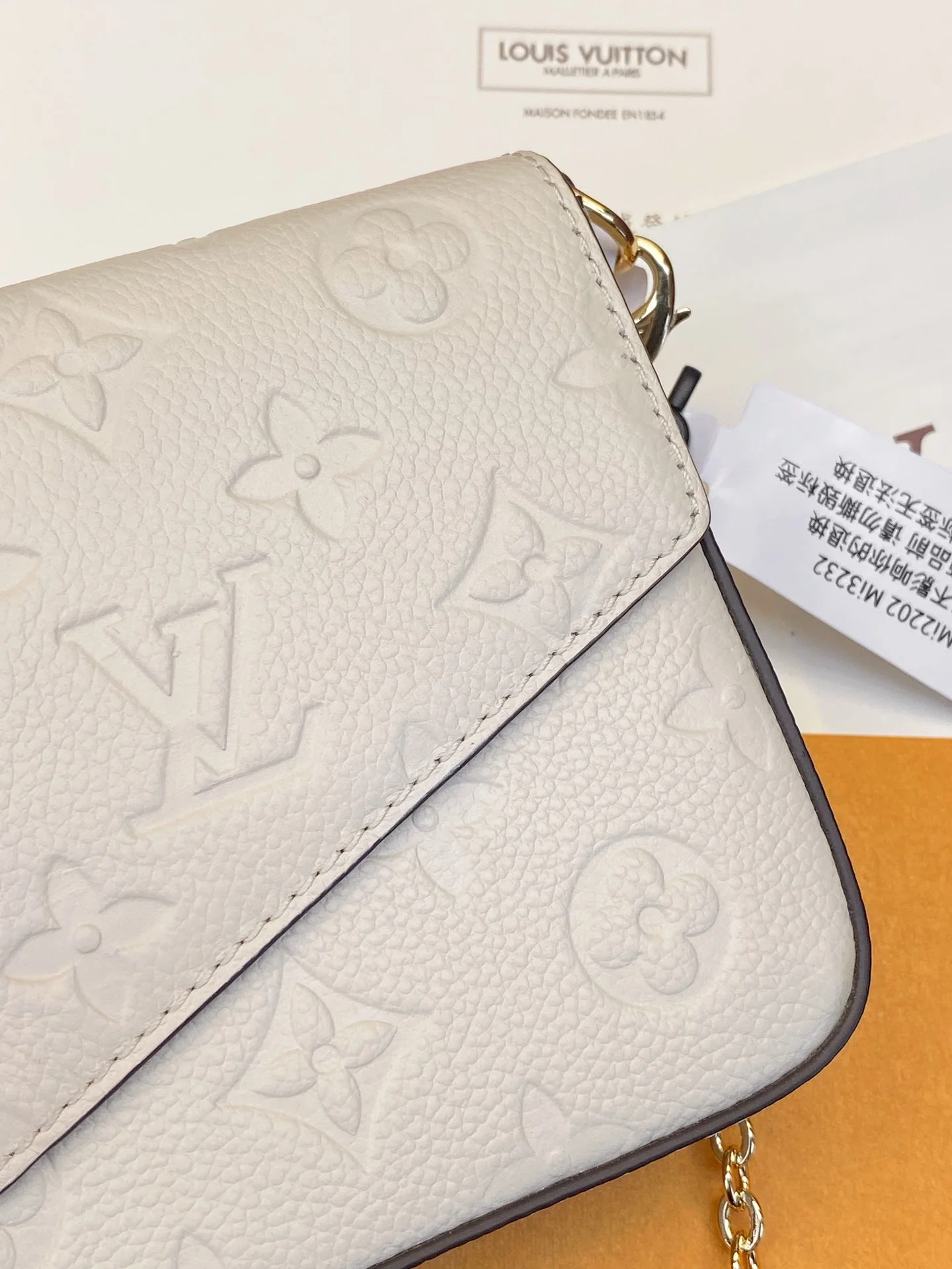 Louis Vuitton Wallets Purse Sleek 56165