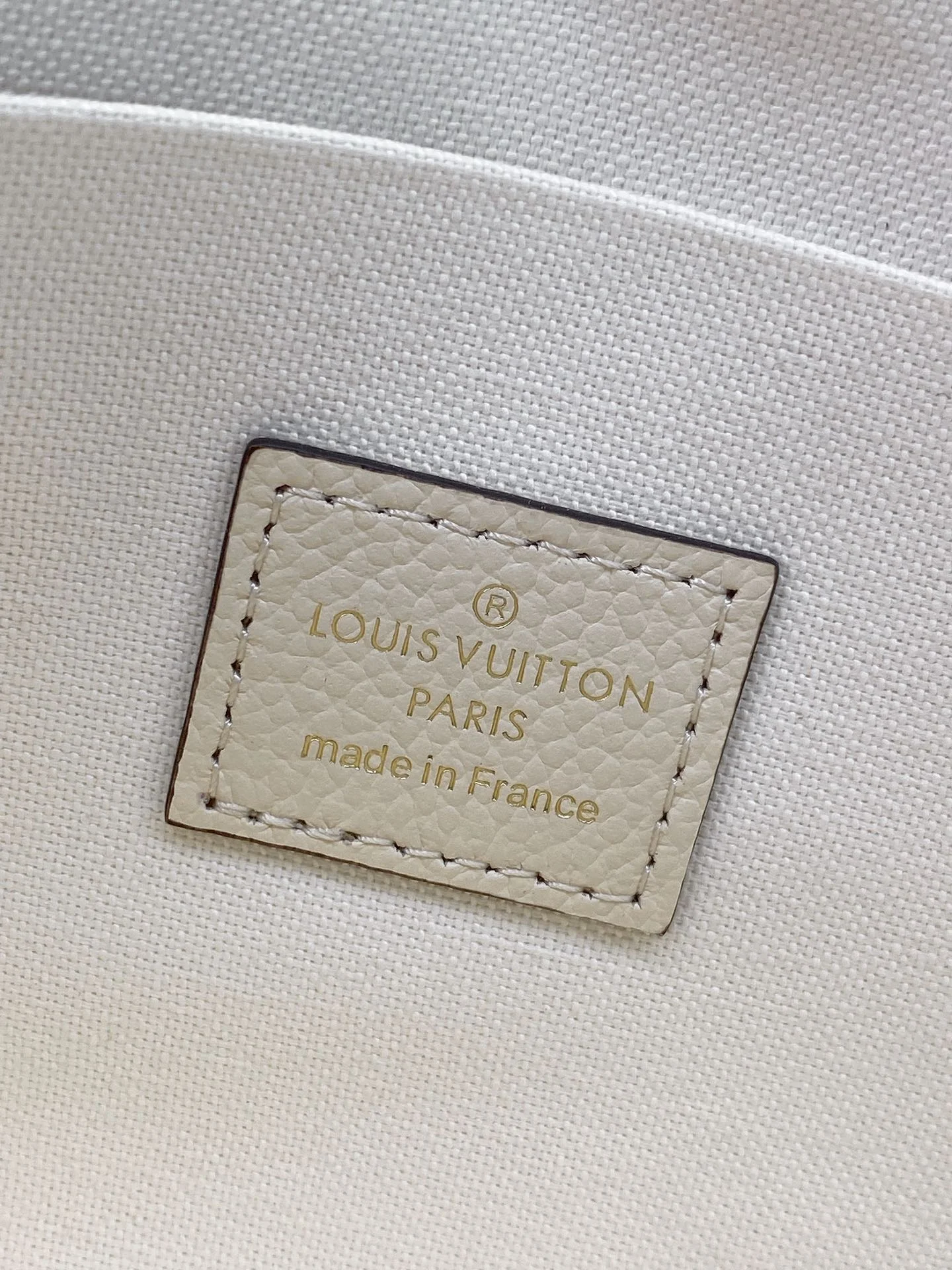 Louis Vuitton Wallets Purse Sleek 56165