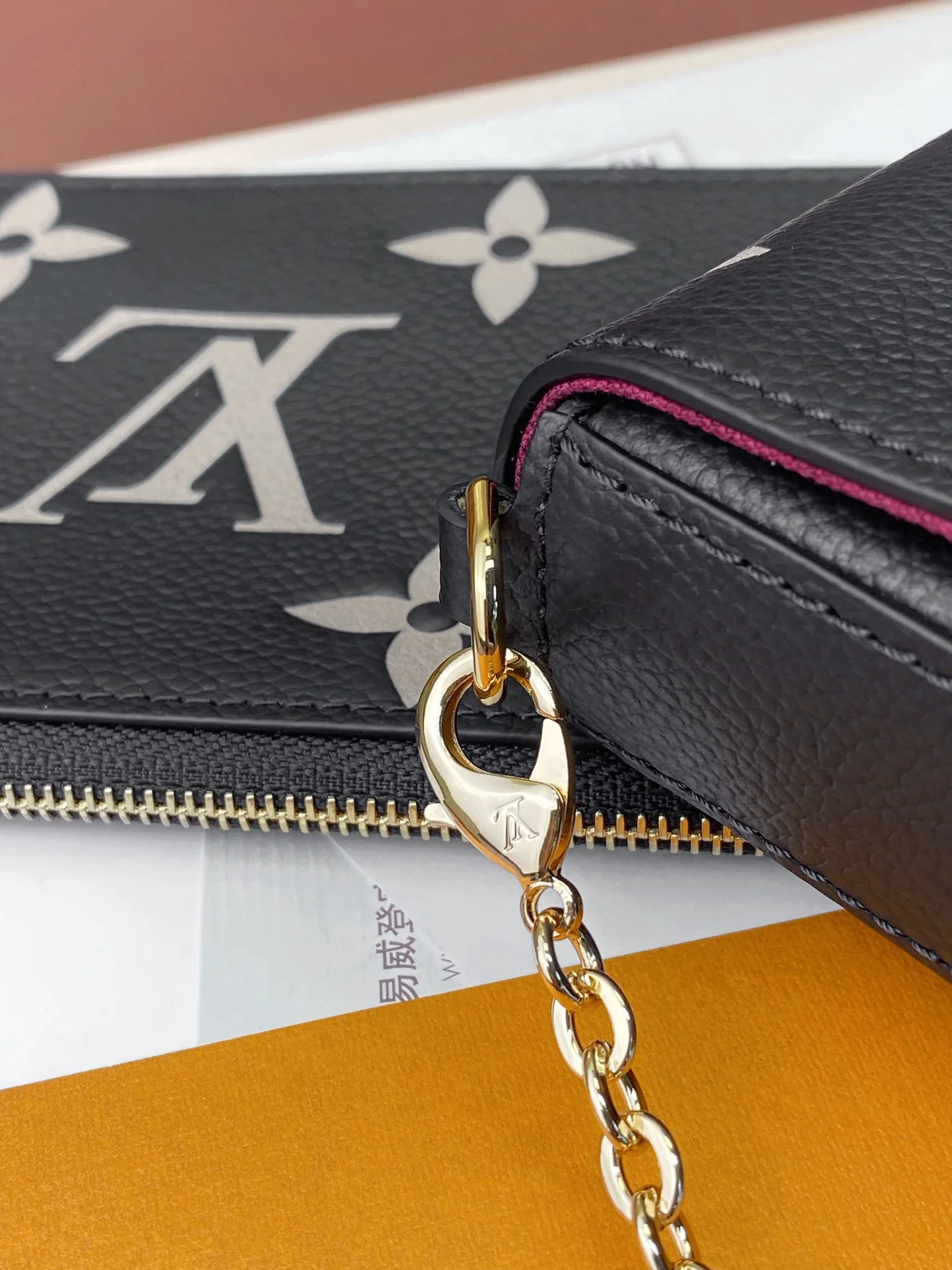 Louis Vuitton Wallets Purse Breathable 56193