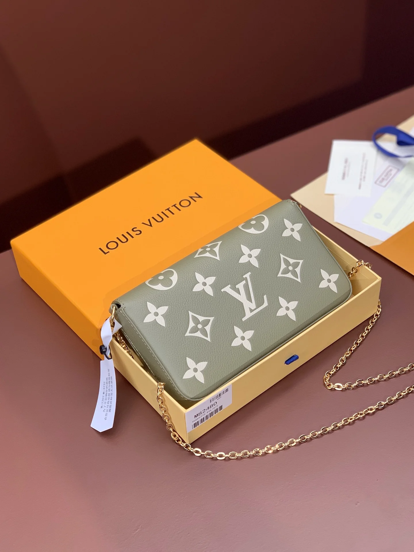 Louis Vuitton Wallets Purse TechFriendly 56191