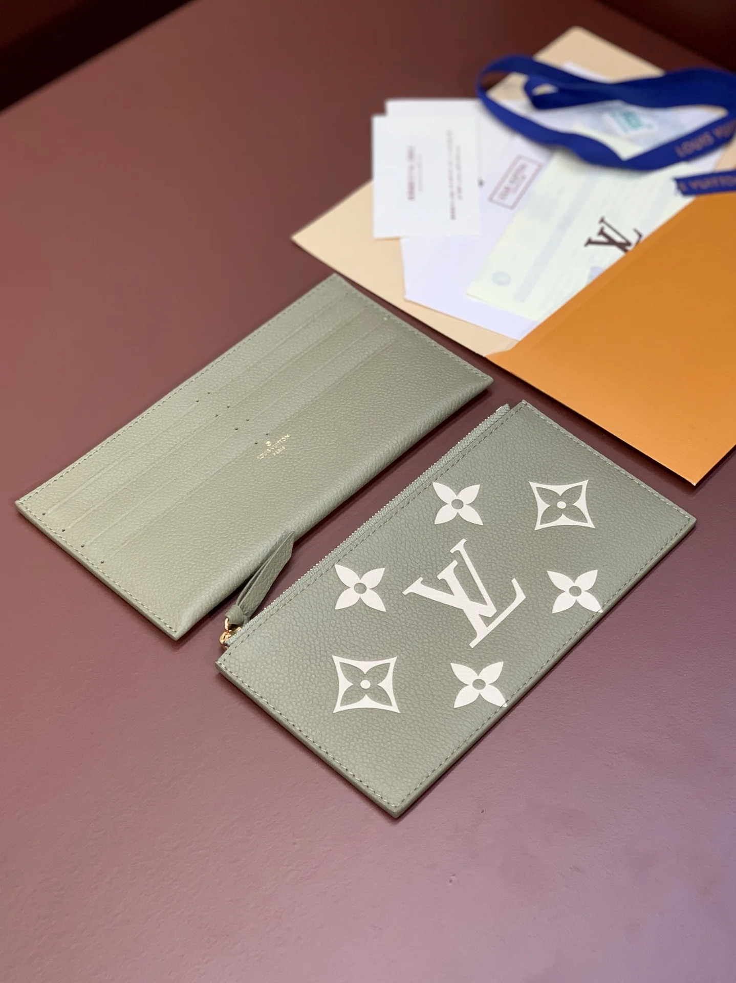 Louis Vuitton Wallets Purse TechFriendly 56191