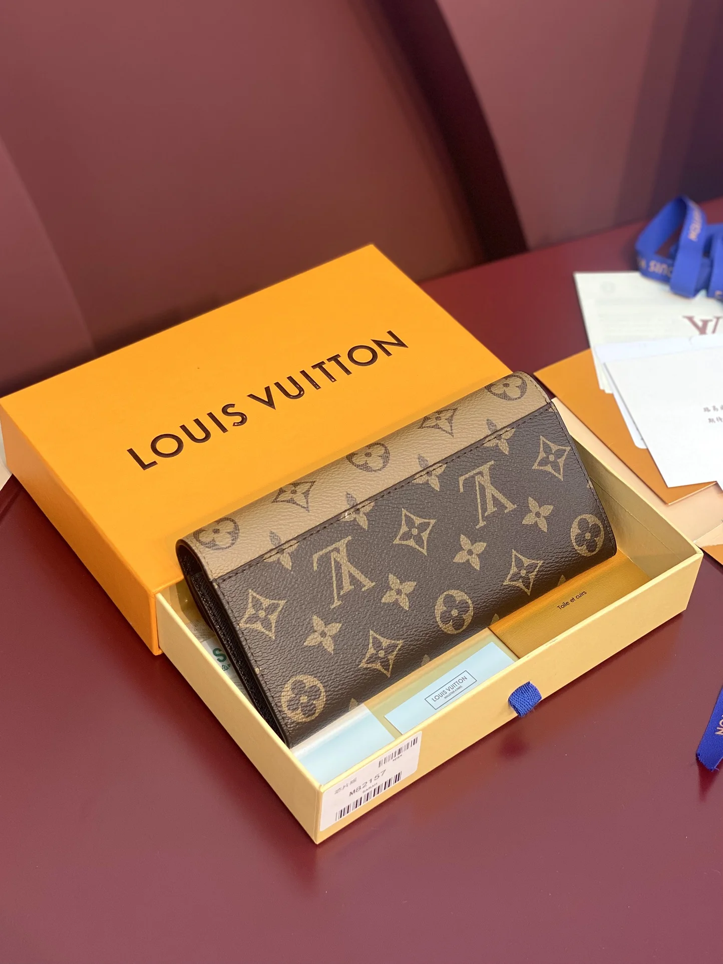 Louis Vuitton Wallets Purse WellDesigned 56162