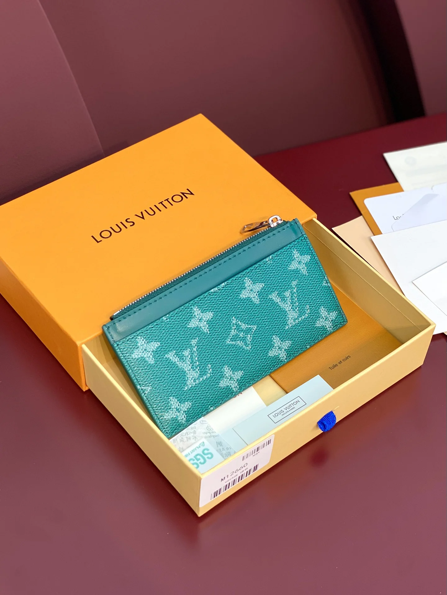 Sporty Louis Vuitton Wallets Purse 56201