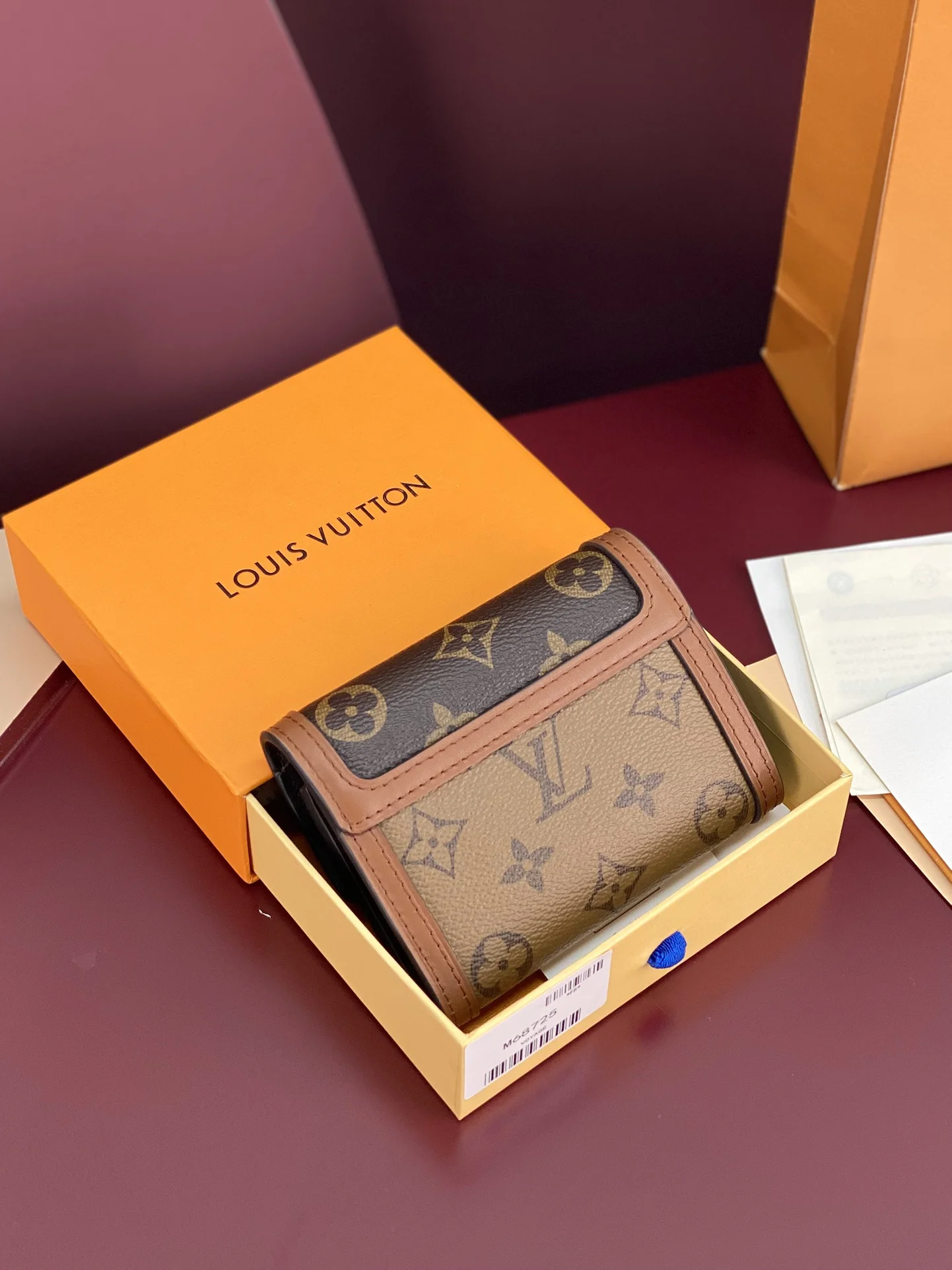 Louis Vuitton Wallets Purse Cozy 56138