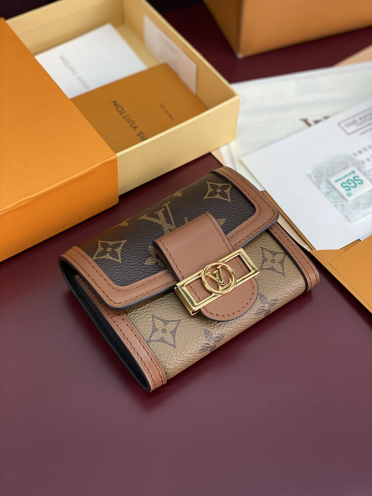 Louis Vuitton Wallets Purse Cozy 56138