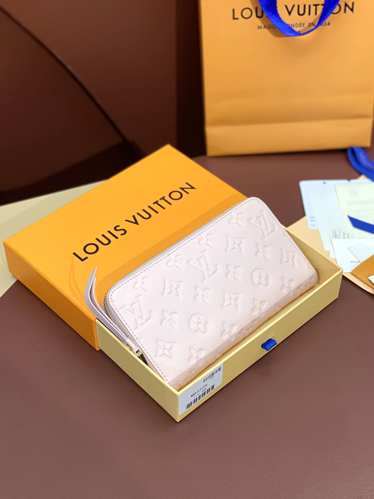 Louis Vuitton Wallets Purse WrinkleFree 56126