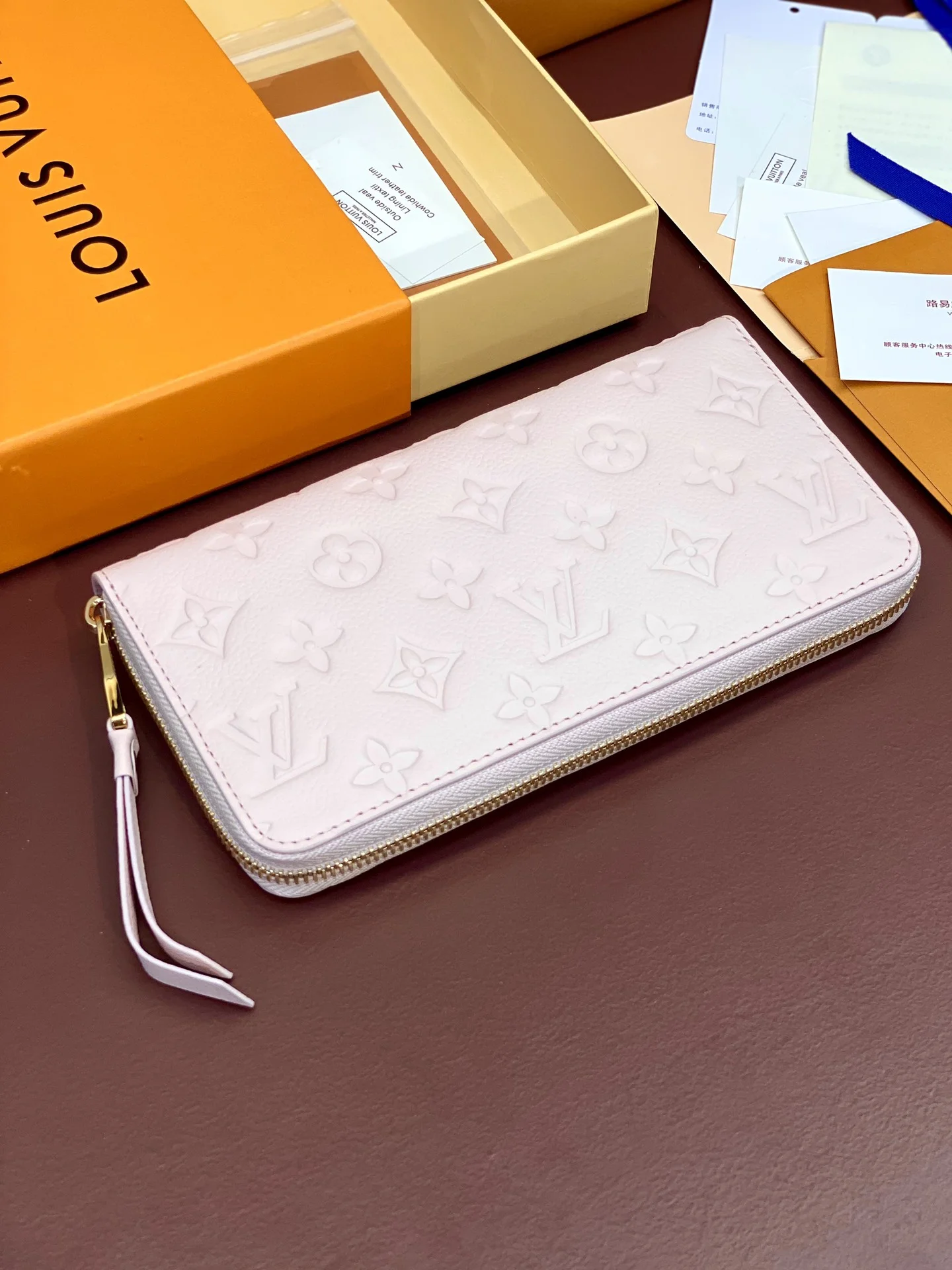 Louis Vuitton Wallets Purse WrinkleFree 56126