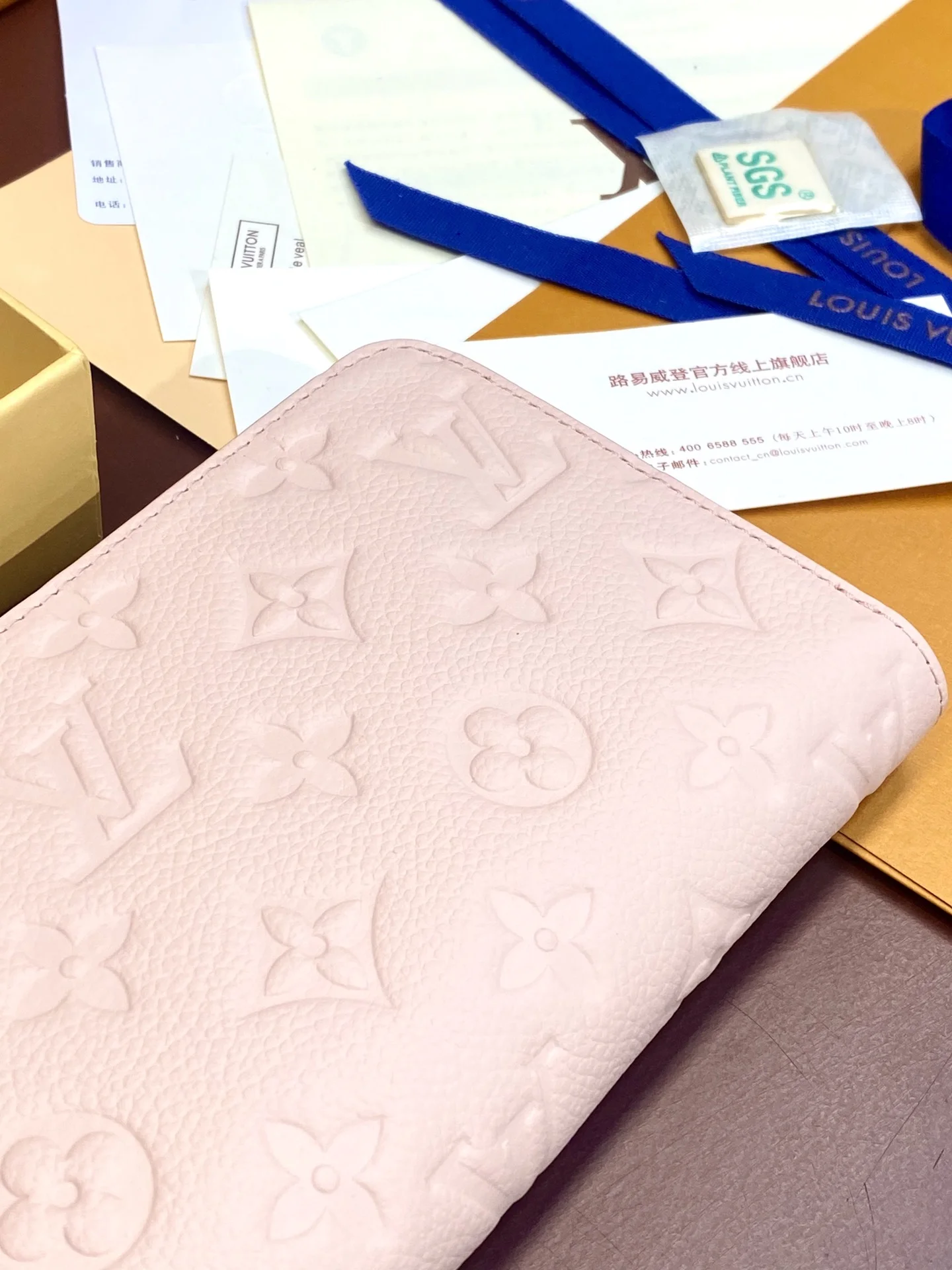 Louis Vuitton Wallets Purse WrinkleFree 56126