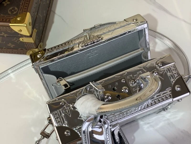 ModernLook Louis Vuitton Watch Box 40179