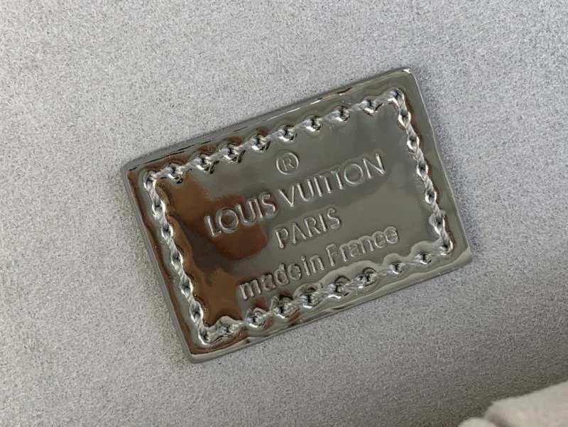 Louis Vuitton Watch Box Tailored 40181