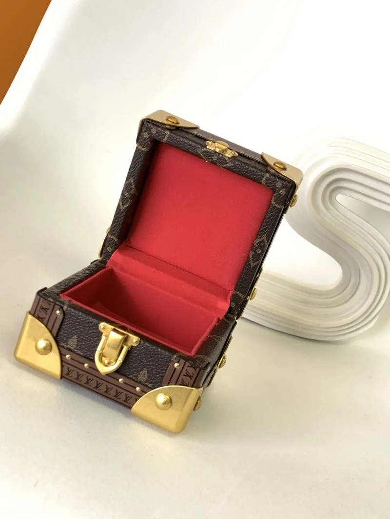 Louis Vuitton Watch Box Bold 39296
