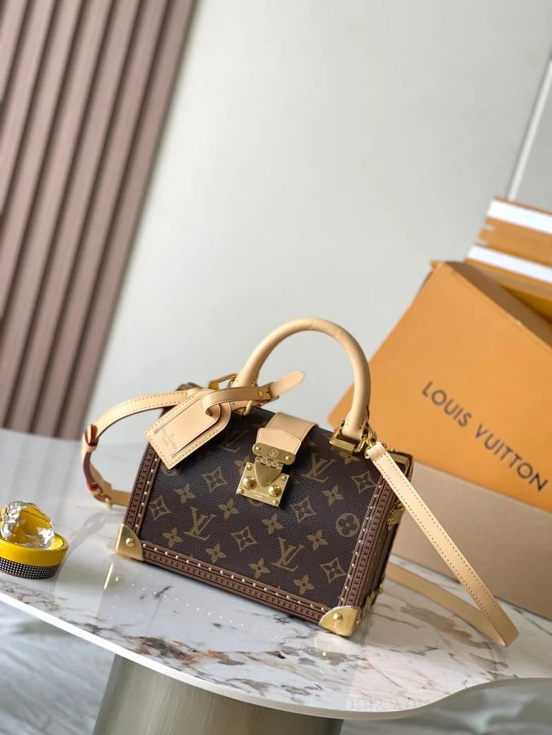 Contemporary Louis Vuitton Watch Box 38937