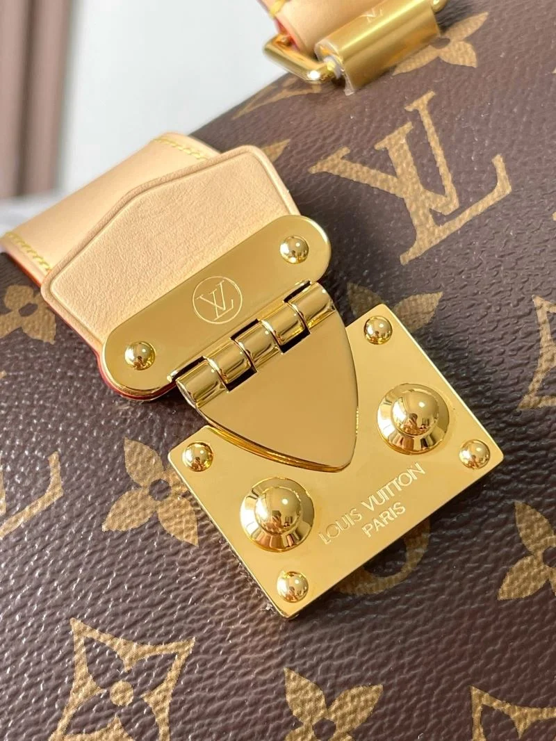 Contemporary Louis Vuitton Watch Box 38937