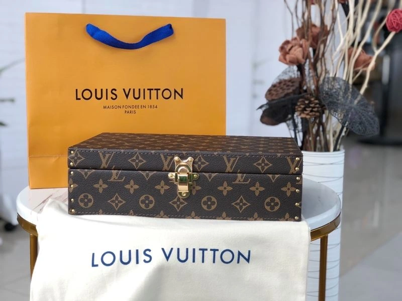 Flexible Louis Vuitton Watches Boxes 276991