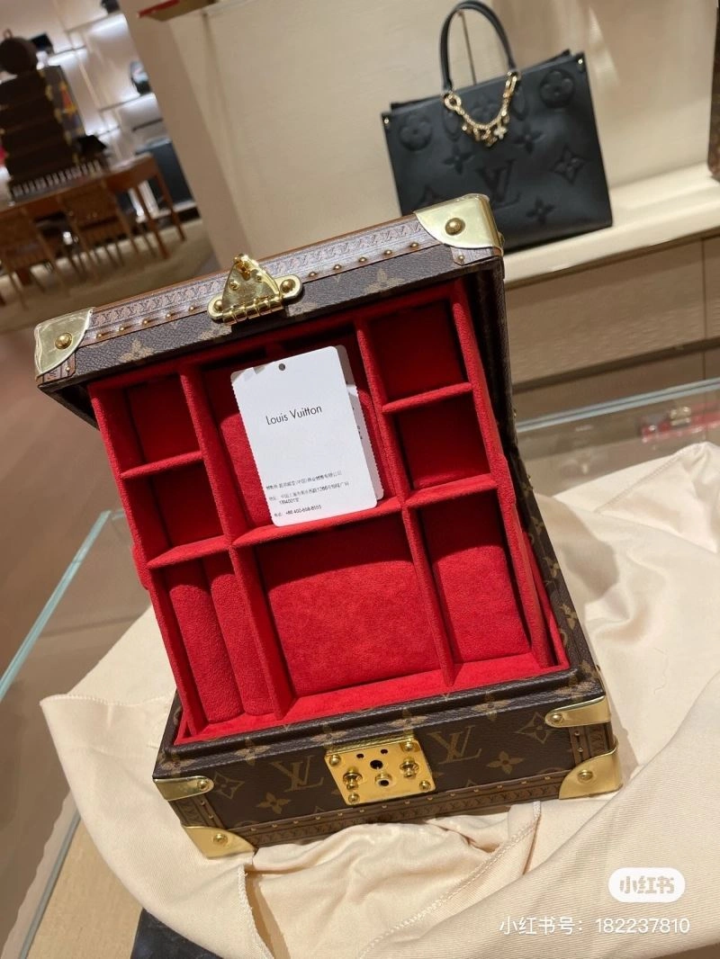 Louis Vuitton Watches Boxes GoodFit 276946