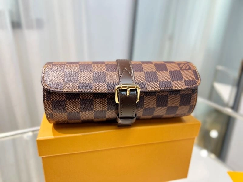 Louis Vuitton Watches Boxes Casual 276949
