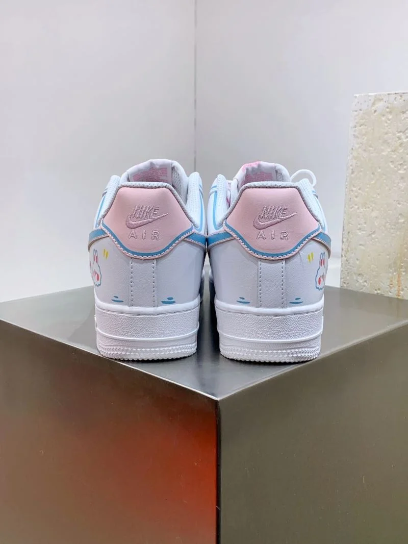 MoistureWicking Louis Vuitton x Nike Shoes 30341
